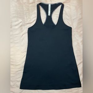 Lululemon athletica top